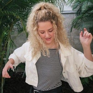 Meet your Posher, Riley